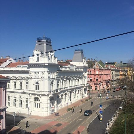 City Apartman Szeged Bagian luar foto